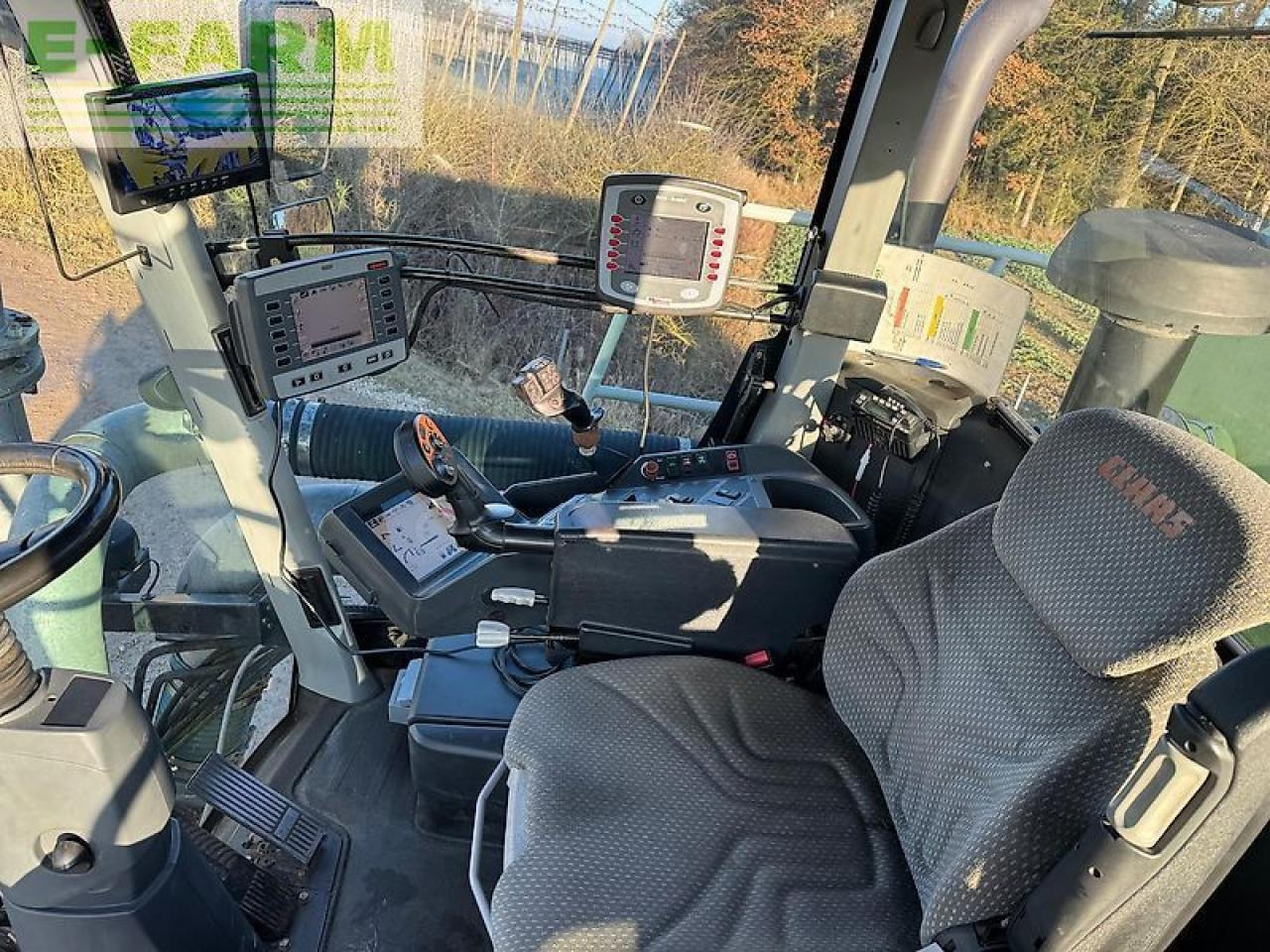 Tracteur agricole CLAAS xerion 3800 saddle trac mit sgt gülleaufbau SADDLE TRAC: photos 15
