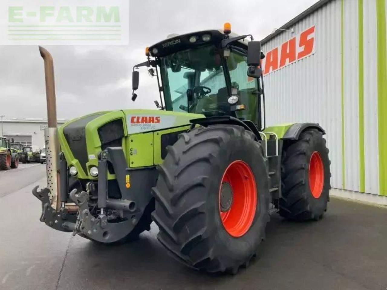 CLAAS xerion 3800 trac vc TRAC VC - Tracteur agricole: photos 1 CLAAS xerion 3800 trac vc TRAC VC - Tracteur agricole: photos 1