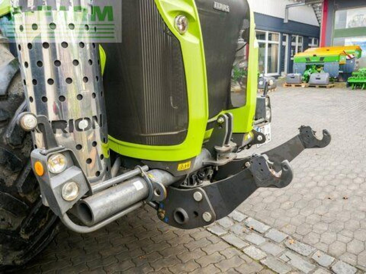 CLAAS xerion 4500 trac vc TRAC VC - Tracteur agricole: photos 5 CLAAS xerion 4500 trac vc TRAC VC - Tracteur agricole: photos 5