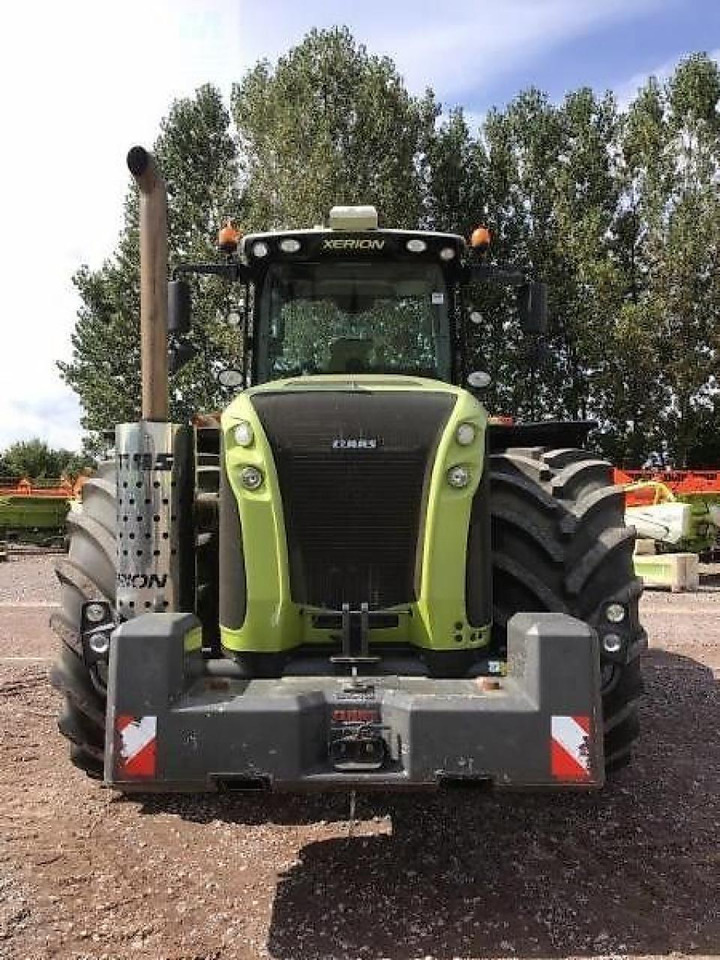 CLAAS xerion 5000 trac TRAC - Tracteur agricole: photos 2 CLAAS xerion 5000 trac TRAC - Tracteur agricole: photos 2
