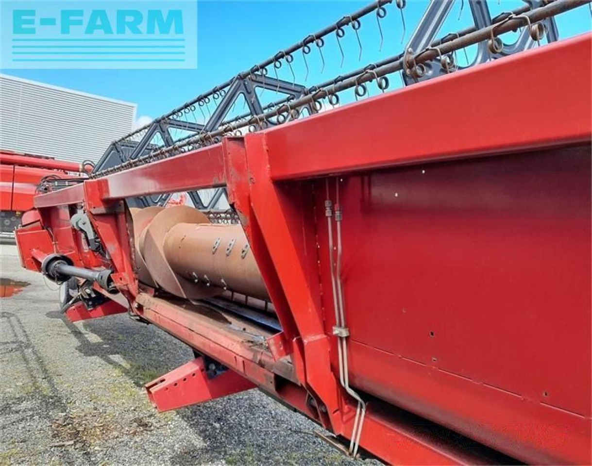 Moissonneuse-batteuse Case-IH 8010 med 30 fods skærebord: photos 23