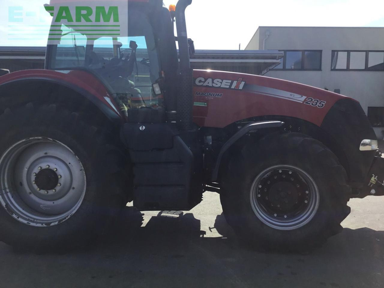 Case-IH Magnum 235 - Tracteur agricole: photos 5 Case-IH Magnum 235 - Tracteur agricole: photos 5