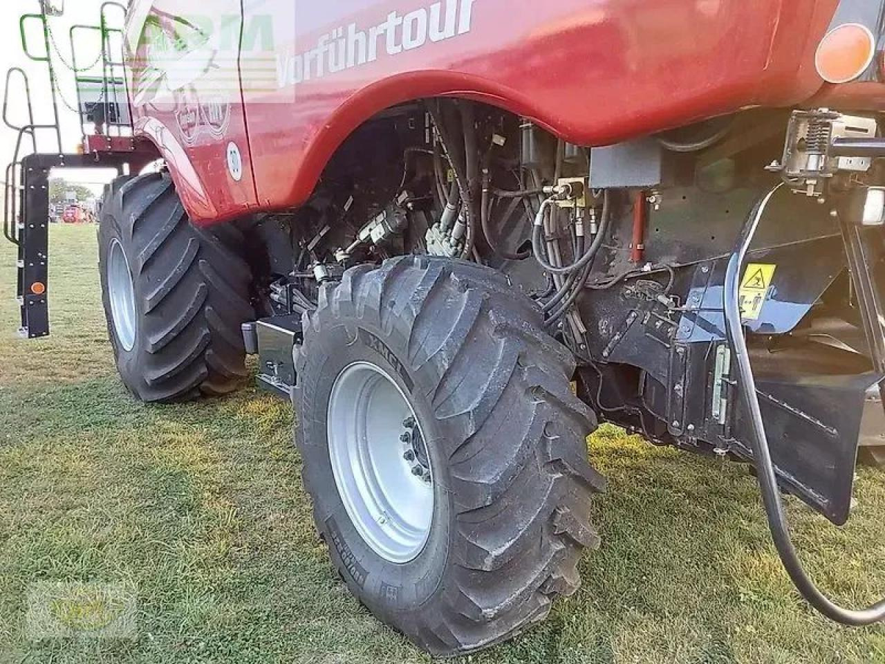 Case-IH axial-flow 6150 inkl. schneidwerk 7,62 m und wagen - Moissonneuse-batteuse: photos 3 Case-IH axial-flow 6150 inkl. schneidwerk 7,62 m und wagen - Moissonneuse-batteuse: photos 3