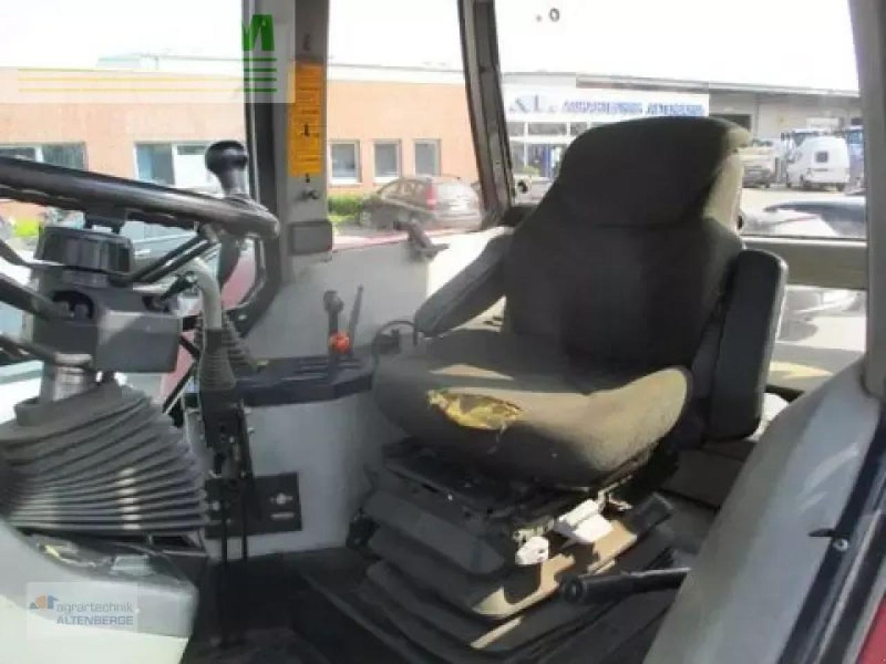 Case-IH maxxum 5120 powershift plus - Tracteur agricole: photos 5 Case-IH maxxum 5120 powershift plus - Tracteur agricole: photos 5