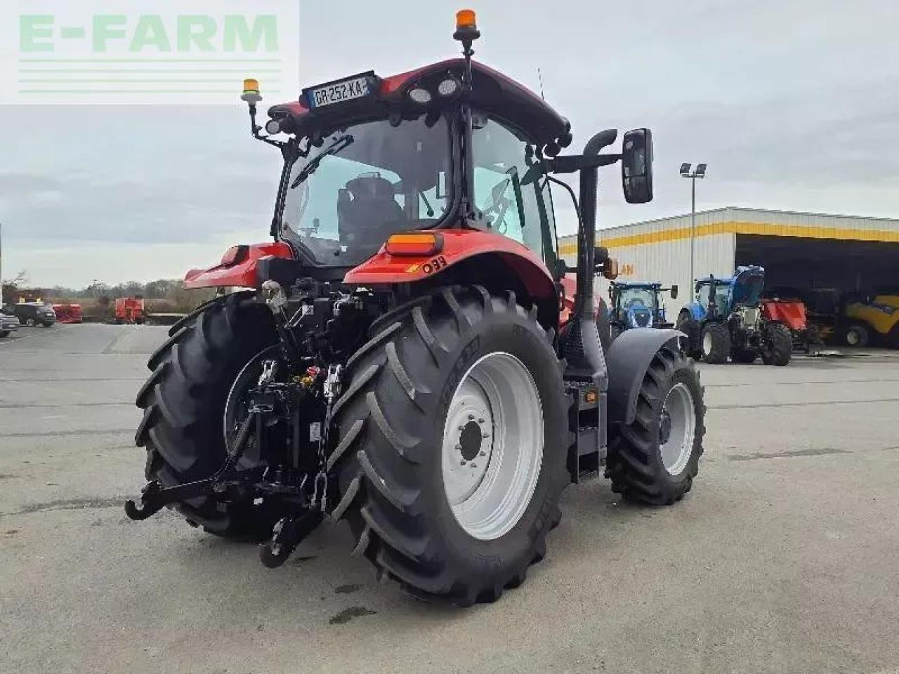 Case-IH maxxum125cvx CVX - Tracteur agricole: photos 4 Case-IH maxxum125cvx CVX - Tracteur agricole: photos 4