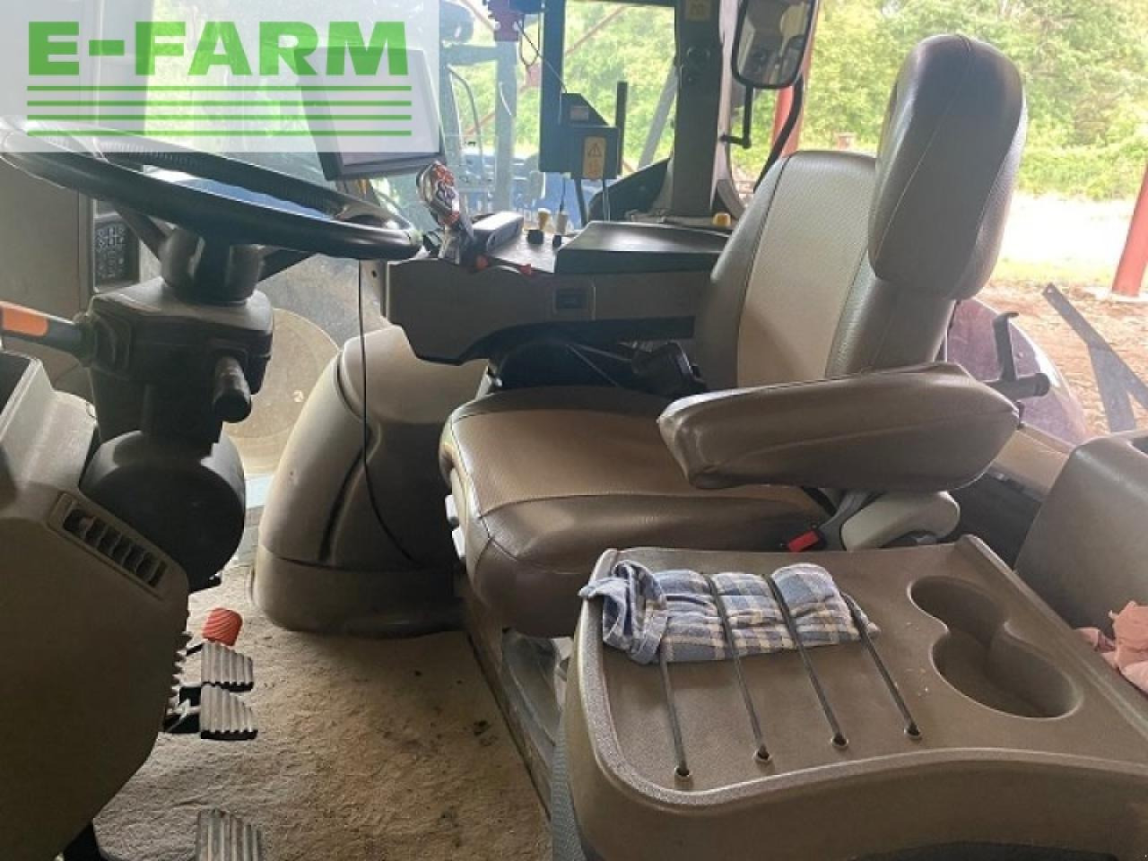 Tracteur agricole Case-IH optum 270 cvx CVX: photos 6