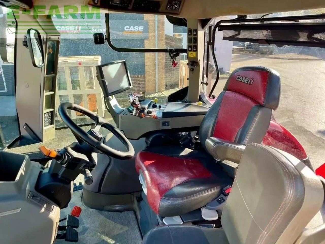 Case-IH optum 300 cvx CVX - Tracteur agricole: photos 2 Case-IH optum 300 cvx CVX - Tracteur agricole: photos 2