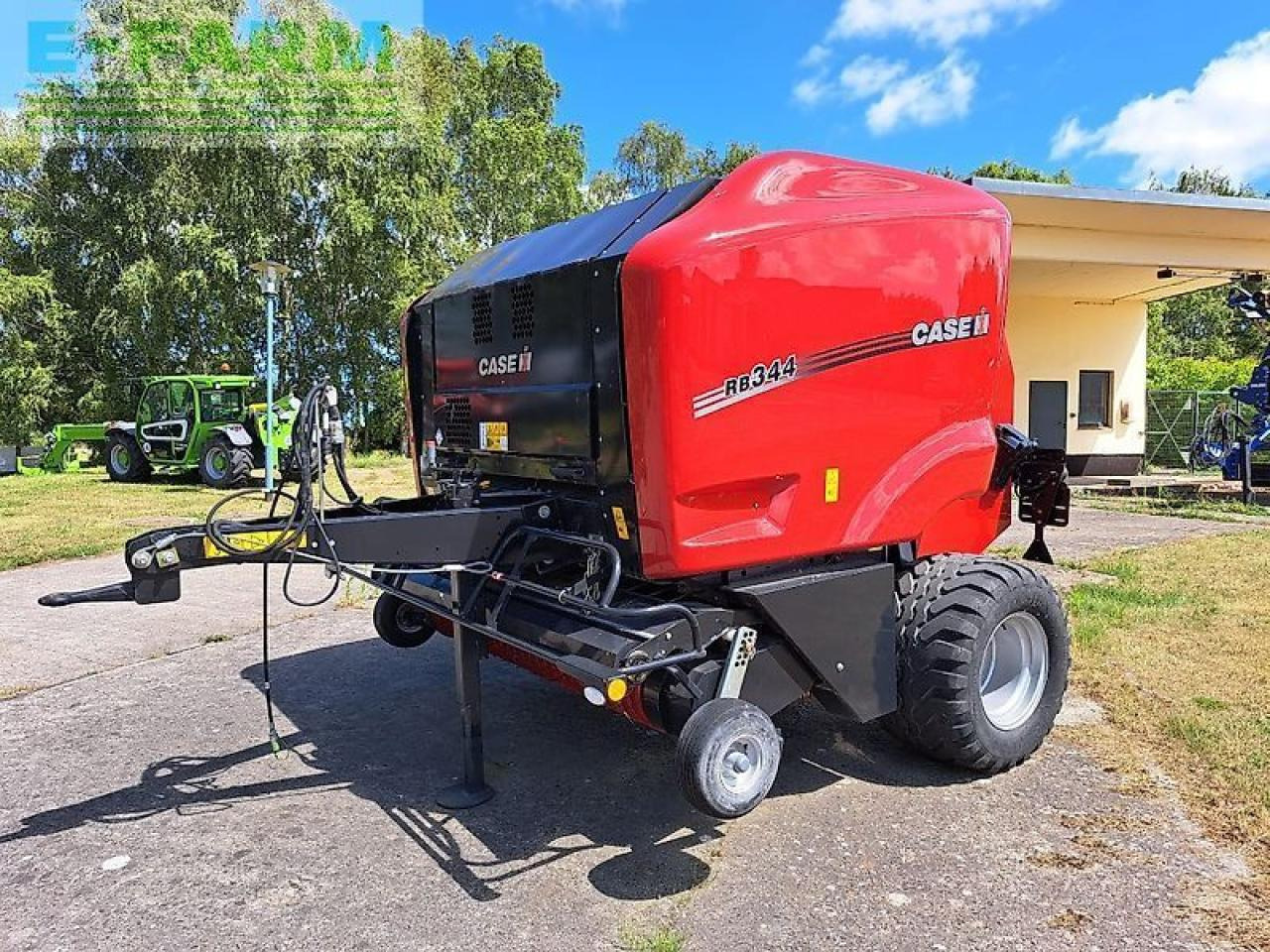 Case-IH rb344 rotor cutter - Presse à balles cubiques: photos 1 Case-IH rb344 rotor cutter - Presse à balles cubiques: photos 1