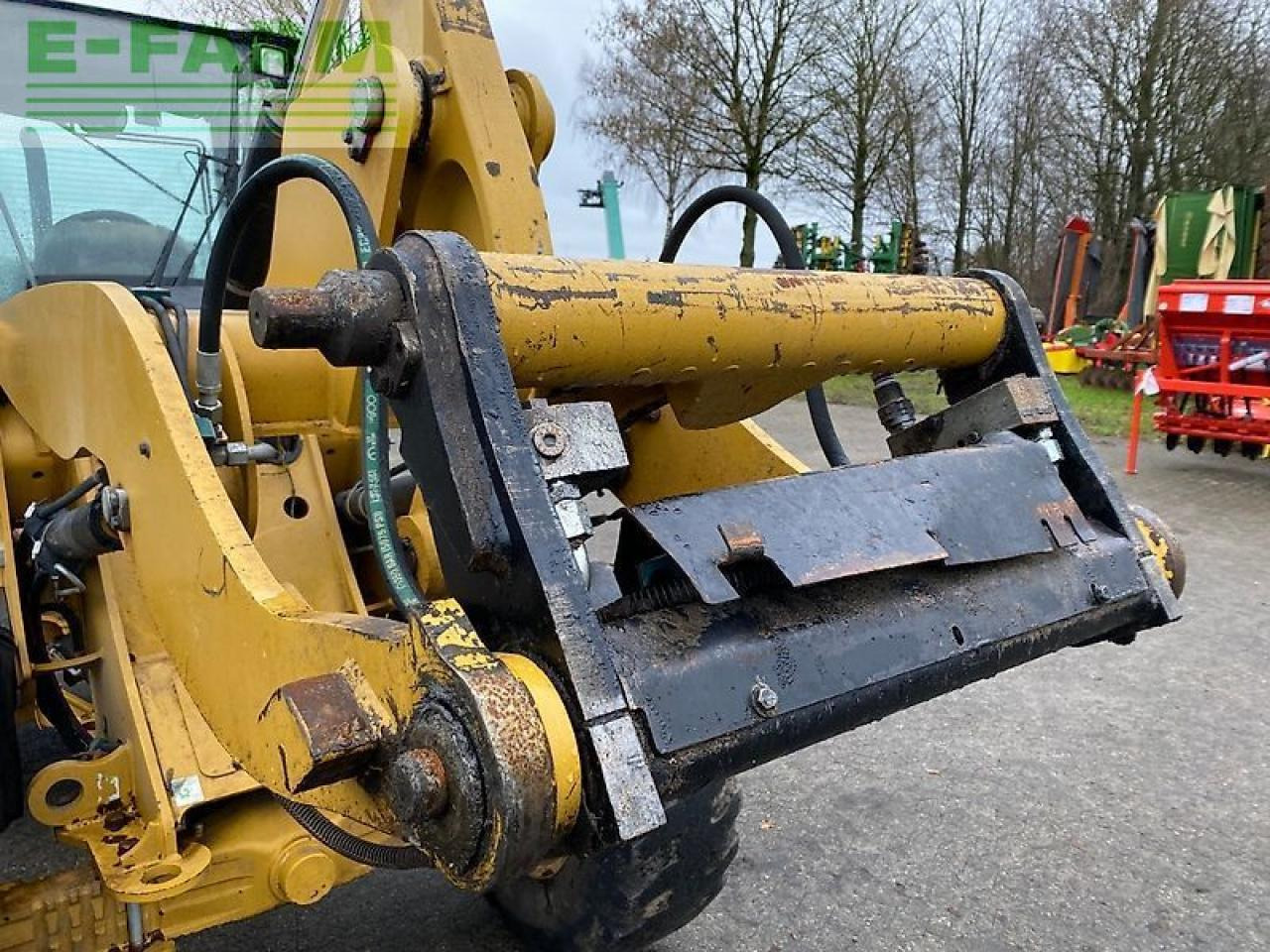 Caterpillar 908m - Mini pelle: photos 4 Caterpillar 908m - Mini pelle: photos 4