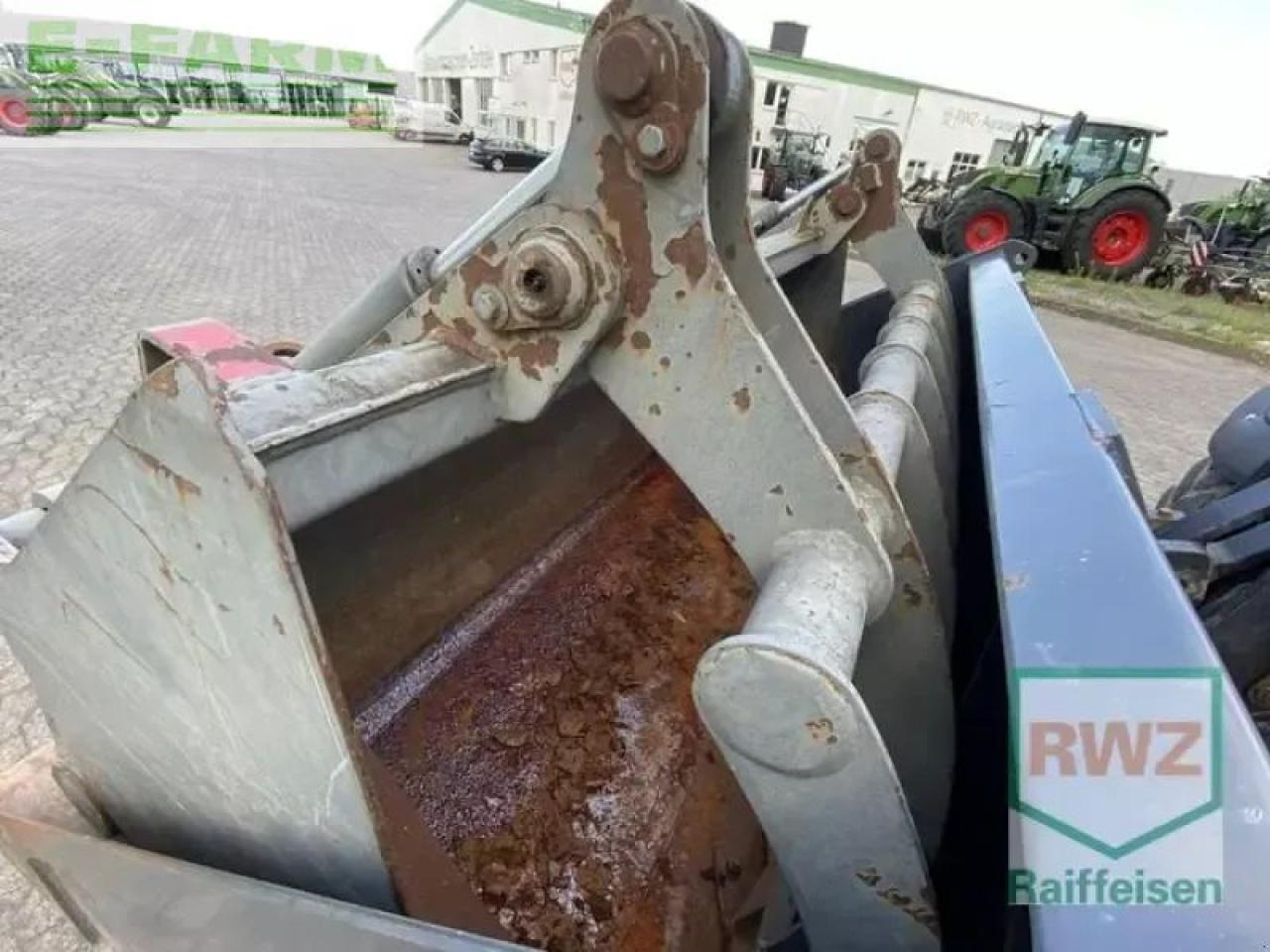 Caterpillar th 407c kompaktlad - Mini pelle: photos 5 Caterpillar th 407c kompaktlad - Mini pelle: photos 5