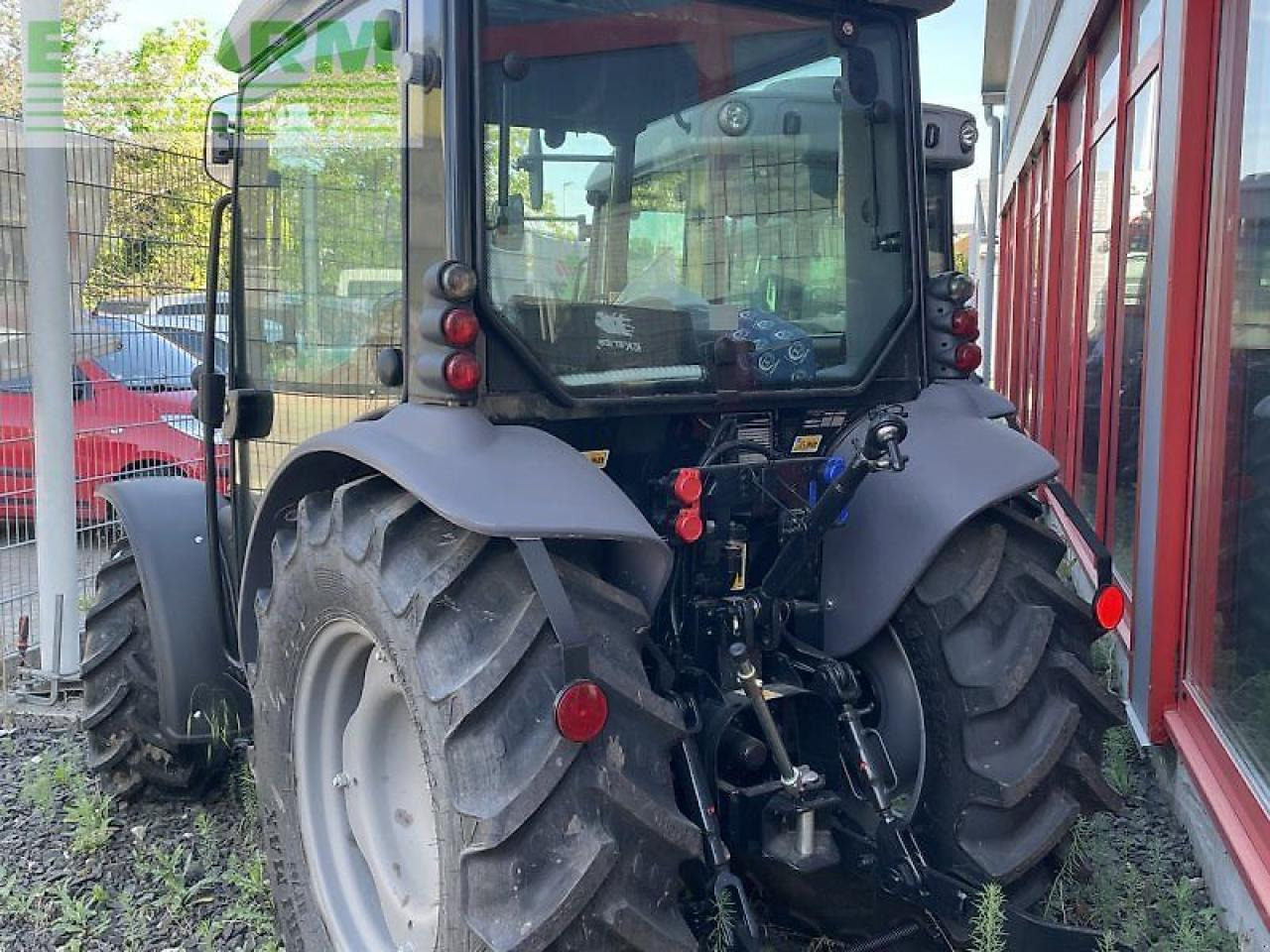 Deutz-Fahr 3050 - Tracteur agricole: photos 2 Deutz-Fahr 3050 - Tracteur agricole: photos 2