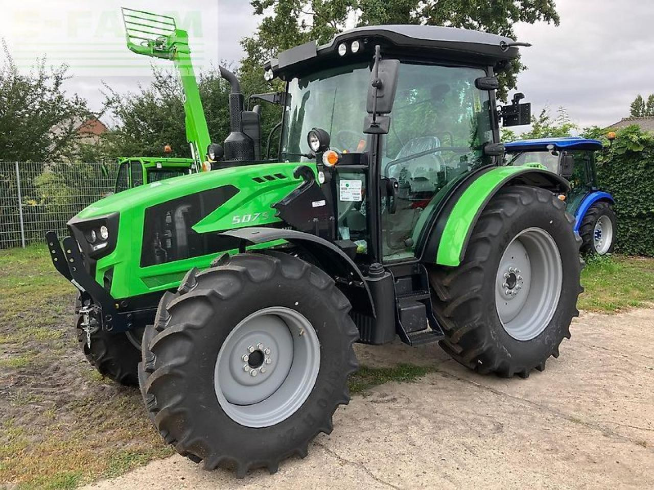 Deutz-Fahr 5075 keyline Keyline - Tracteur agricole: photos 1 Deutz-Fahr 5075 keyline Keyline - Tracteur agricole: photos 1