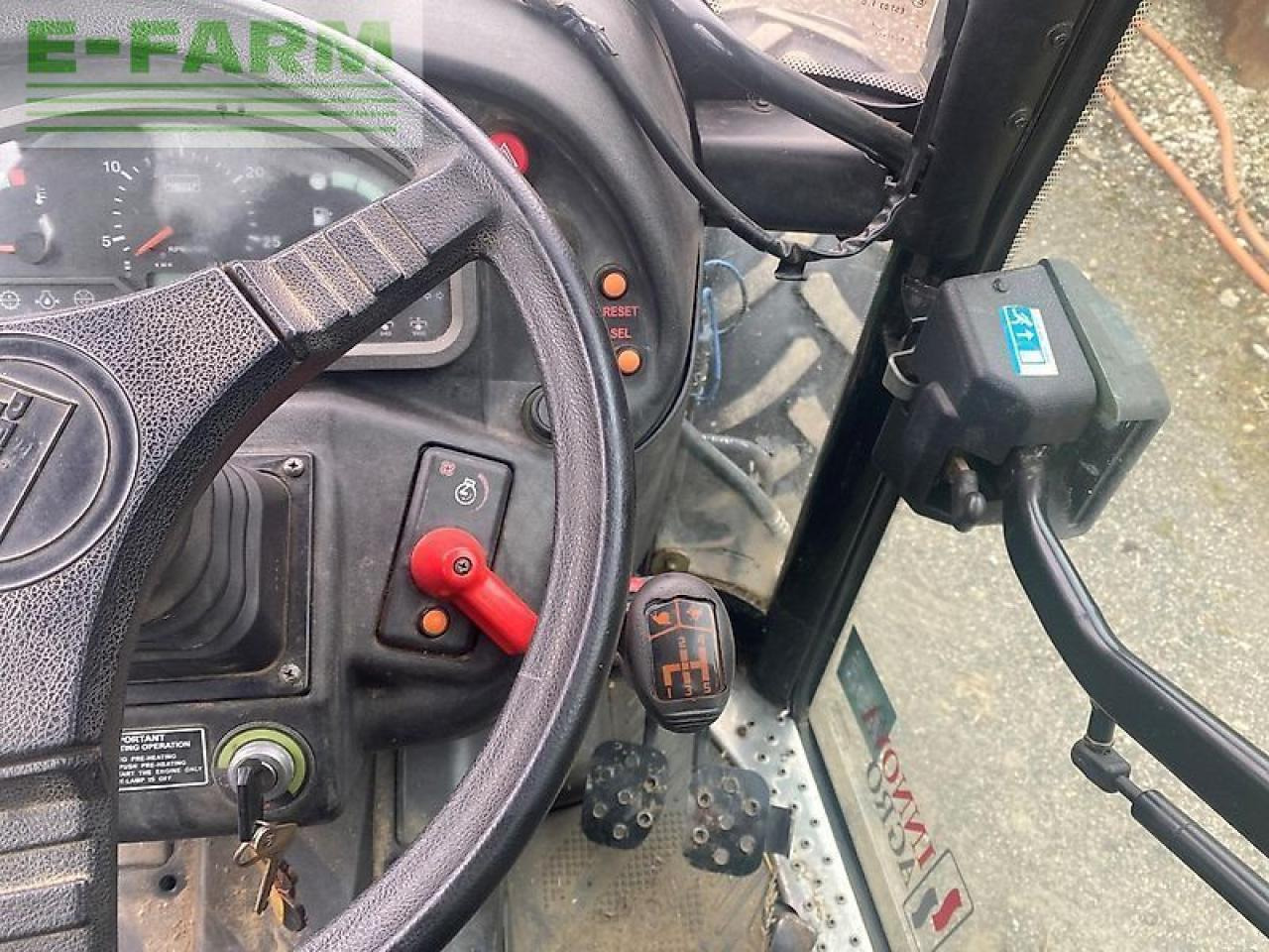 Tracteur agricole Deutz-Fahr agrocompact f90: photos 7