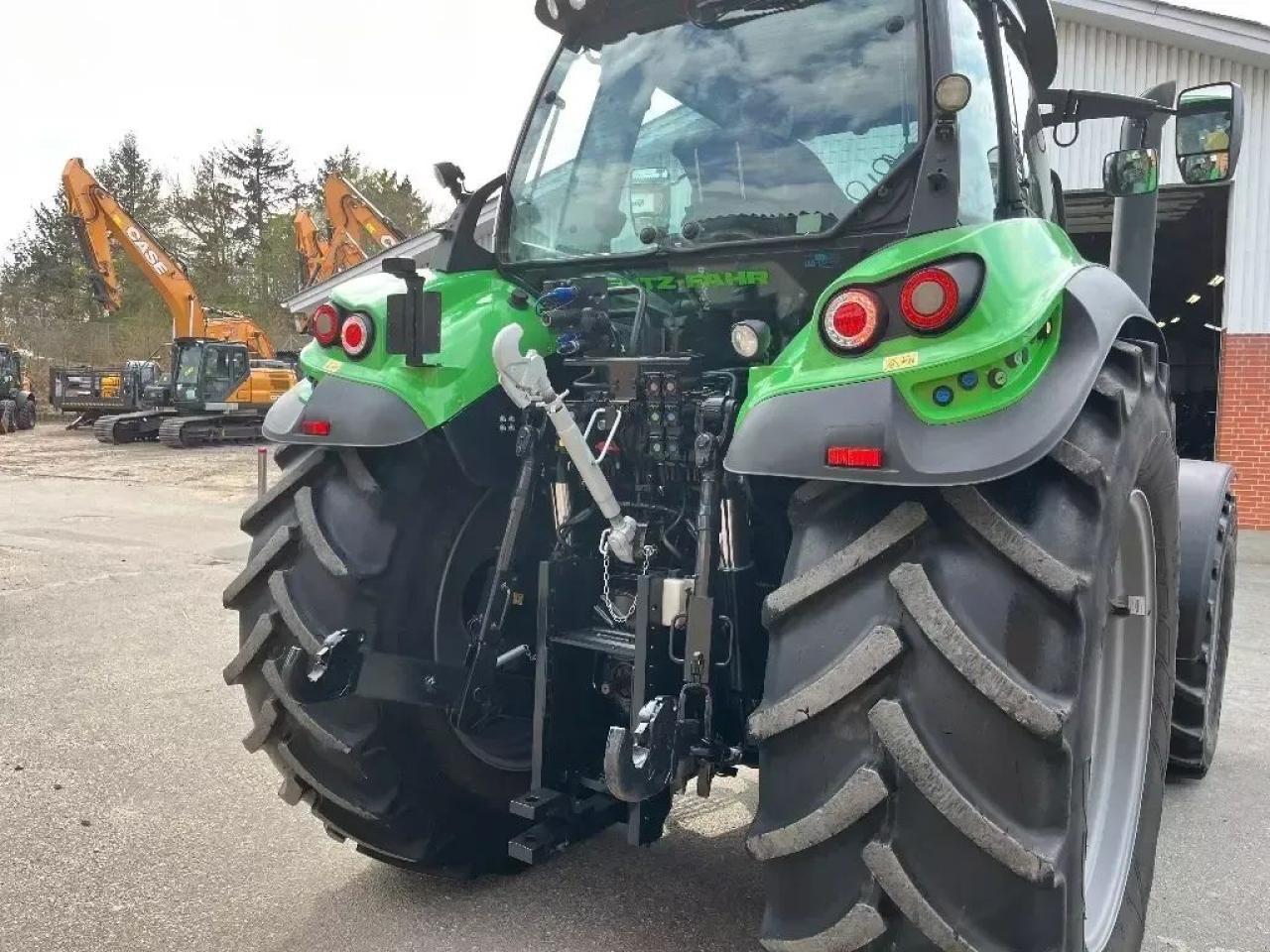 Deutz-Fahr agrotron 6175 ttv TTV - Tracteur agricole: photos 4 Deutz-Fahr agrotron 6175 ttv TTV - Tracteur agricole: photos 4