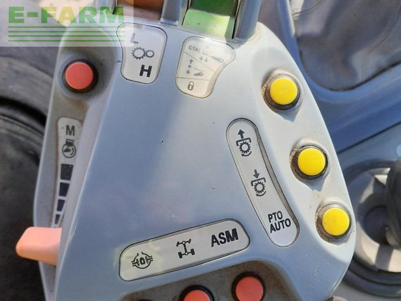 Tracteur agricole Deutz-Fahr agrotron m 600: photos 12 Tracteur agricole Deutz-Fahr agrotron m 600: photos 12