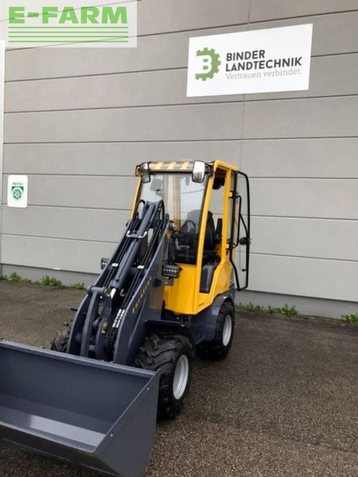Eurotrac 810 / w11-c hoflader - Mini pelle: photos 4 Eurotrac 810 / w11-c hoflader - Mini pelle: photos 4