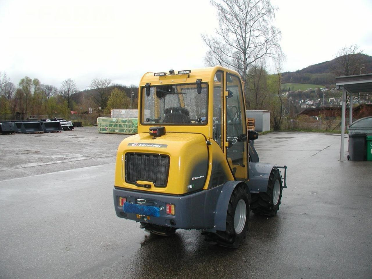 Eurotrac 820 / w12-cs2 - Mini pelle: photos 5 Eurotrac 820 / w12-cs2 - Mini pelle: photos 5
