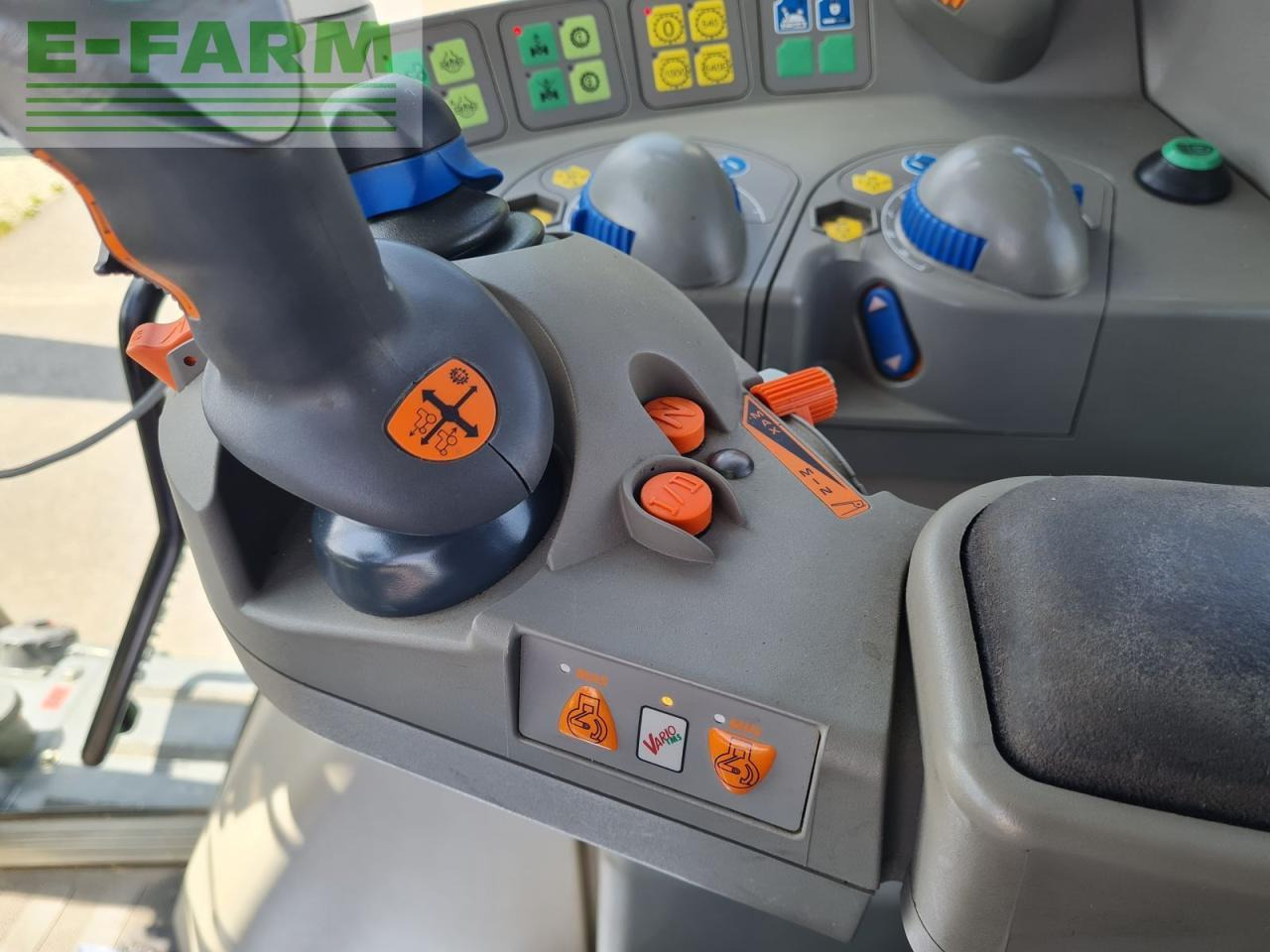 Fendt 411 vario - Tracteur agricole: photos 4 Fendt 411 vario - Tracteur agricole: photos 4