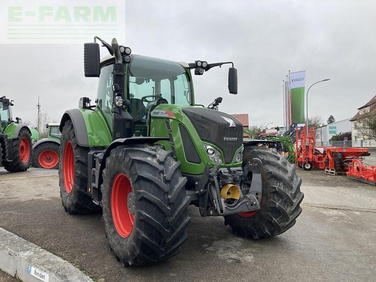 Fendt 718 vario profiplus s4 rtk ProfiPlus - Tracteur agricole: photos 2 Fendt 718 vario profiplus s4 rtk ProfiPlus - Tracteur agricole: photos 2