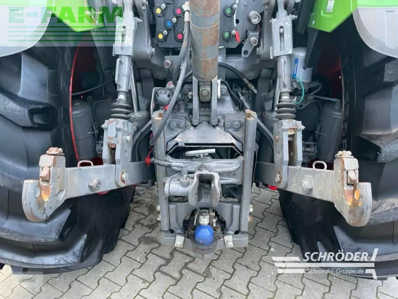 Tracteur agricole Fendt 724 s4 profi plus: photos 19