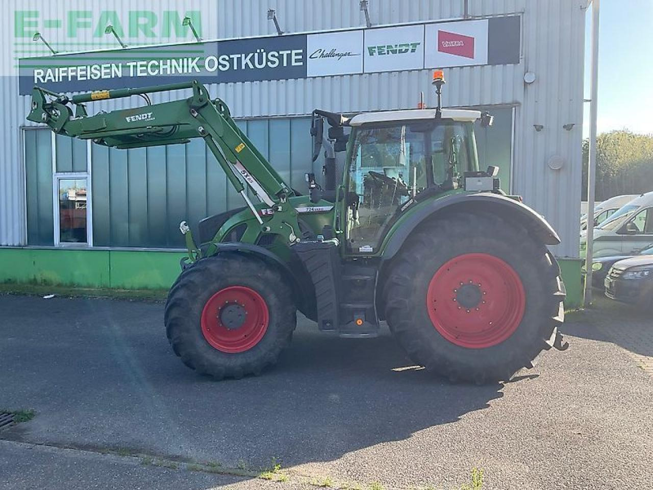 Fendt 724 vario gen6 powerplus PowerPlus - Tracteur agricole: photos 1 Fendt 724 vario gen6 powerplus PowerPlus - Tracteur agricole: photos 1