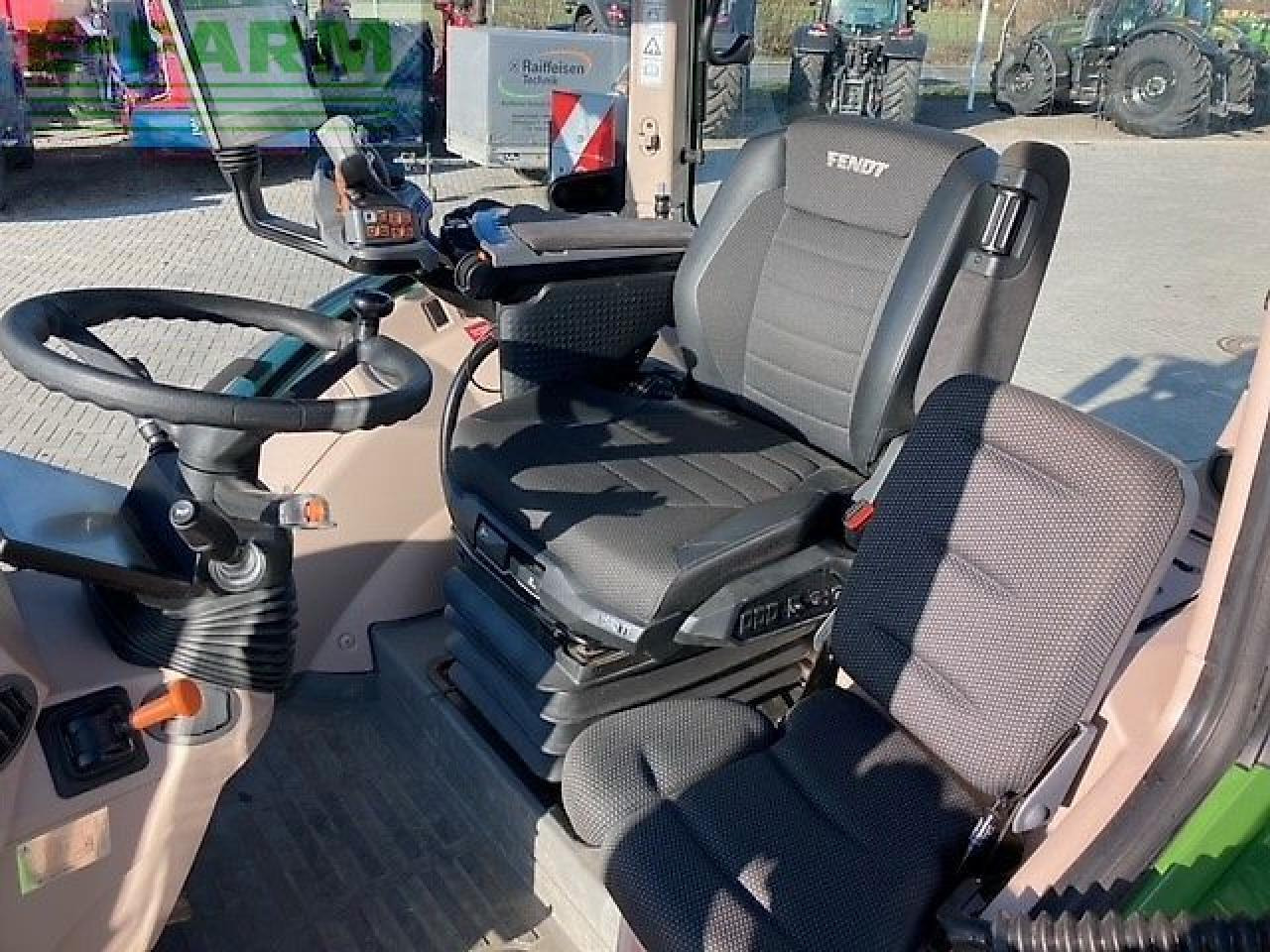 Fendt 724 vario gen7 profi+ - Tracteur agricole: photos 4 Fendt 724 vario gen7 profi+ - Tracteur agricole: photos 4