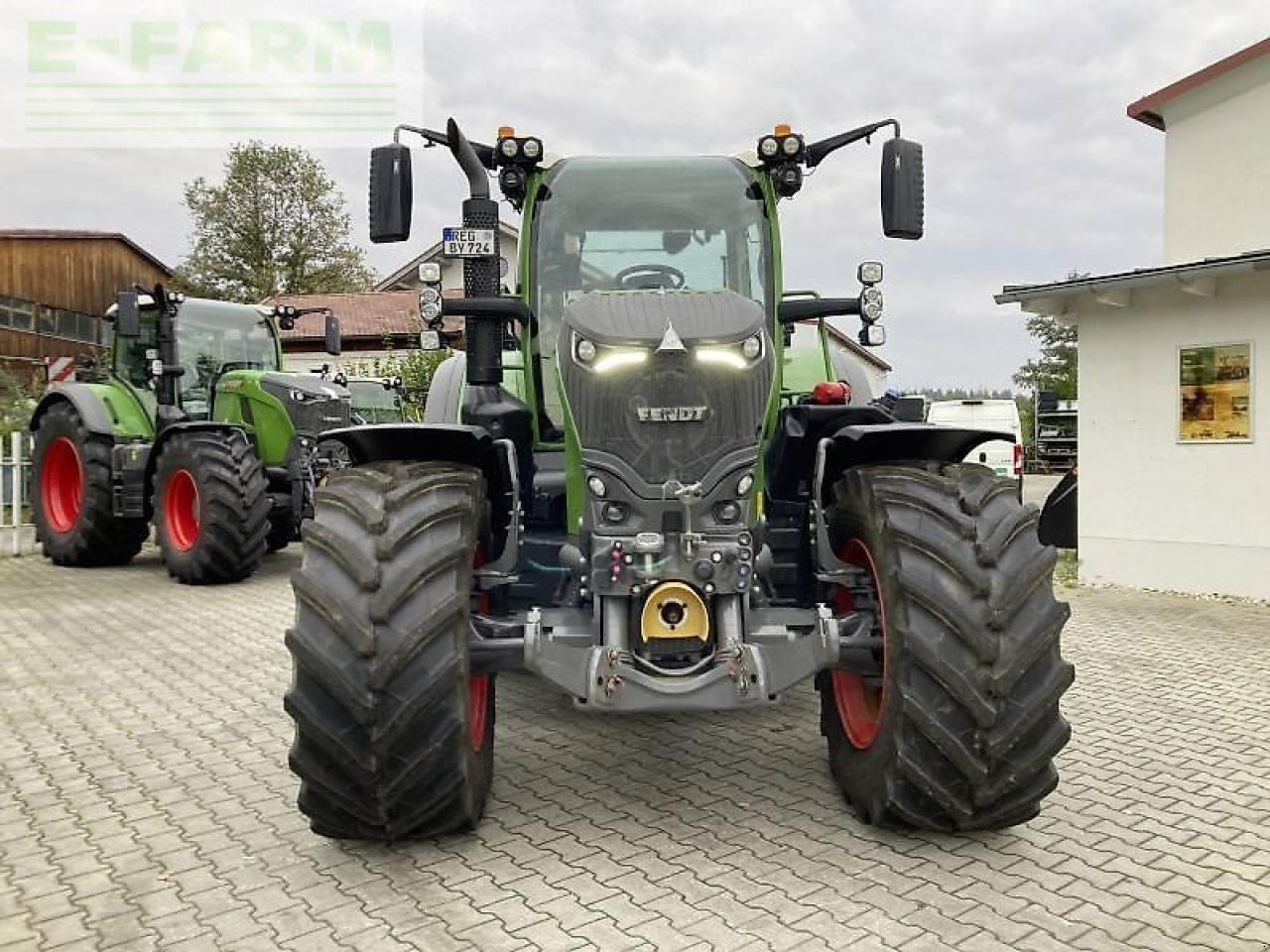 Fendt 724 vario gen7 profi Profi - Tracteur agricole: photos 3 Fendt 724 vario gen7 profi Profi - Tracteur agricole: photos 3