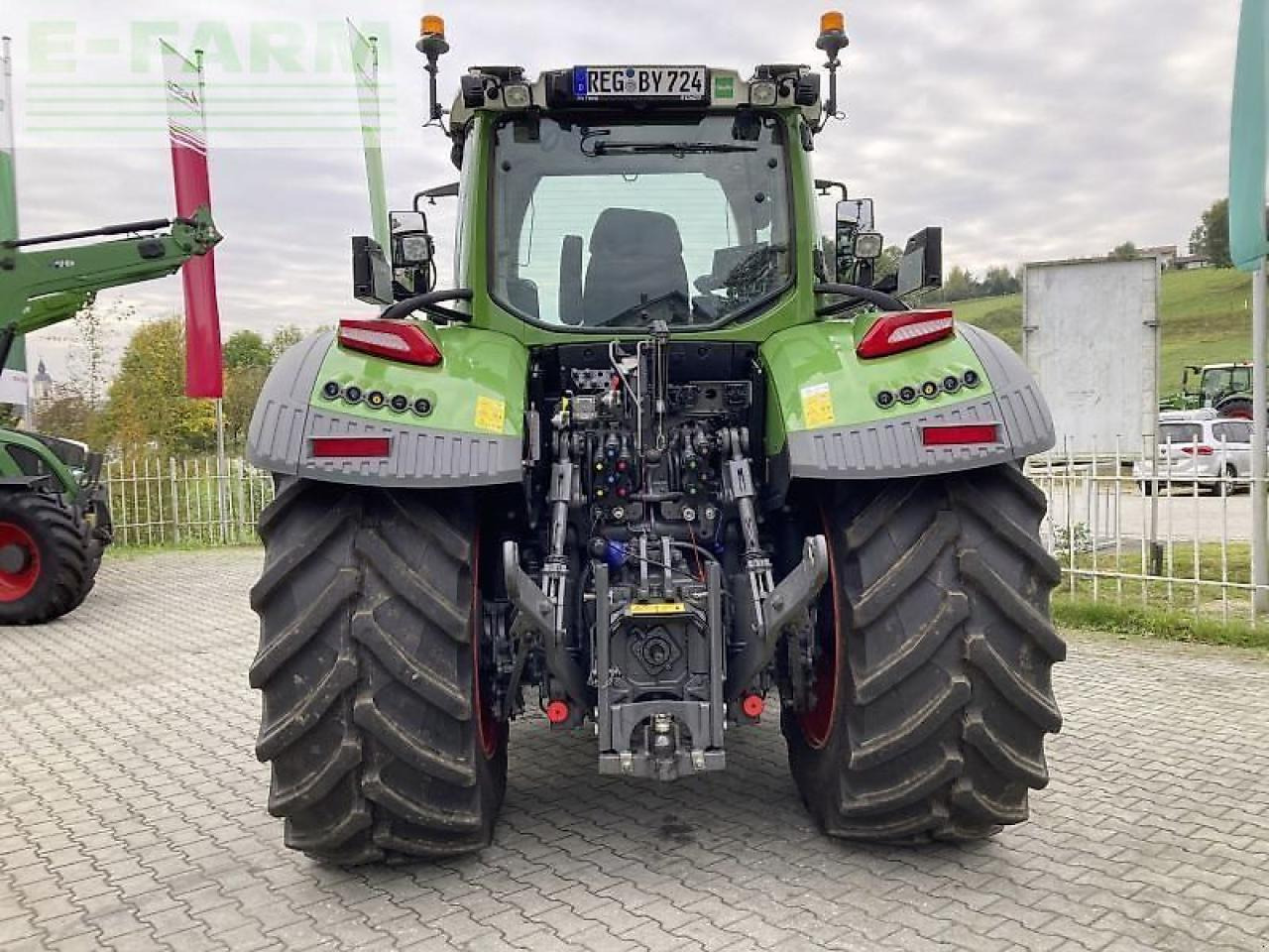 Fendt 724 vario gen7 profi Profi - Tracteur agricole: photos 4 Fendt 724 vario gen7 profi Profi - Tracteur agricole: photos 4
