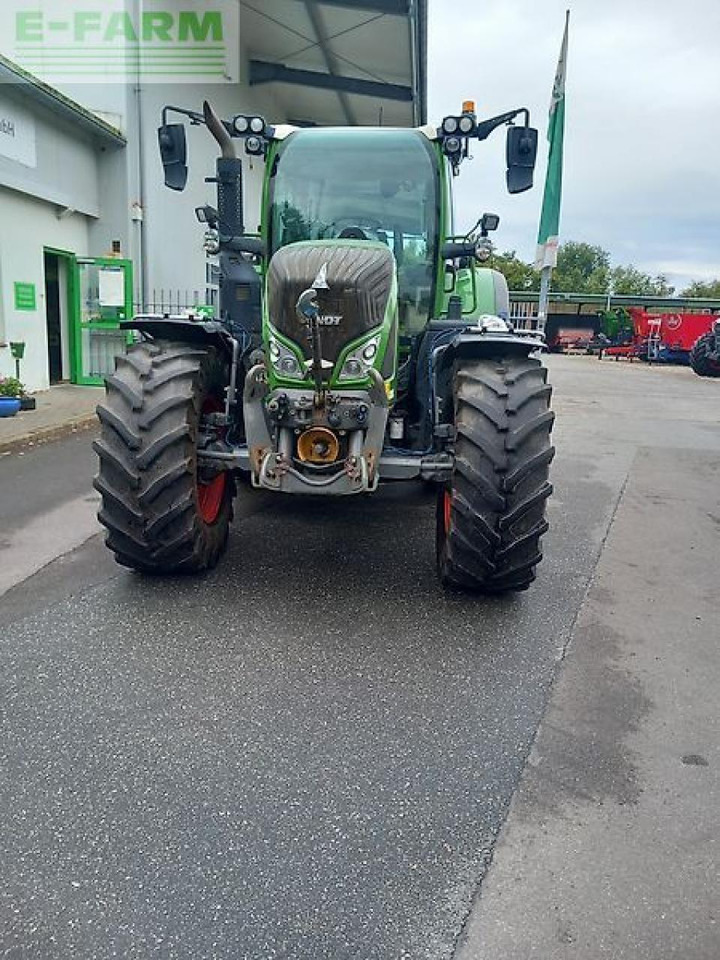 Fendt 724 vario s4 - Tracteur agricole: photos 1 Fendt 724 vario s4 - Tracteur agricole: photos 1