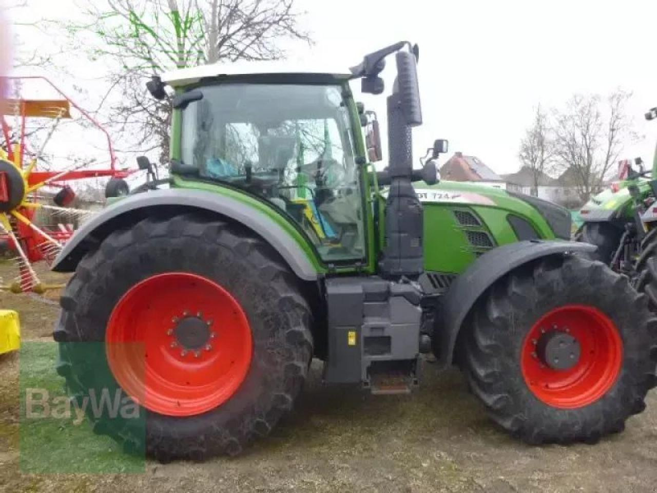Fendt 724 vario s4 profi plus - Tracteur agricole: photos 4 Fendt 724 vario s4 profi plus - Tracteur agricole: photos 4
