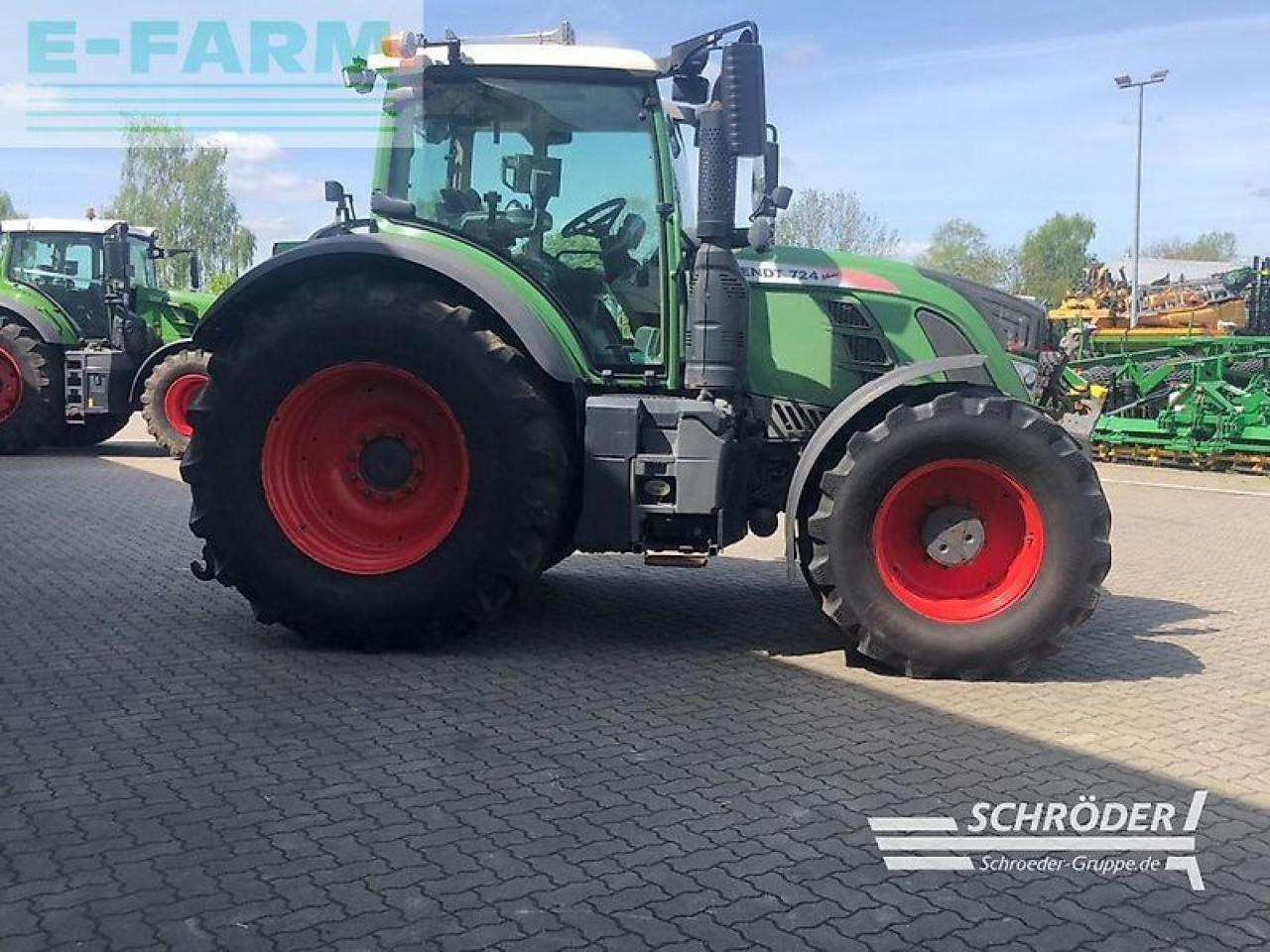 Tracteur agricole Fendt 724 vario s4 profi plus ProfiPlus: photos 8