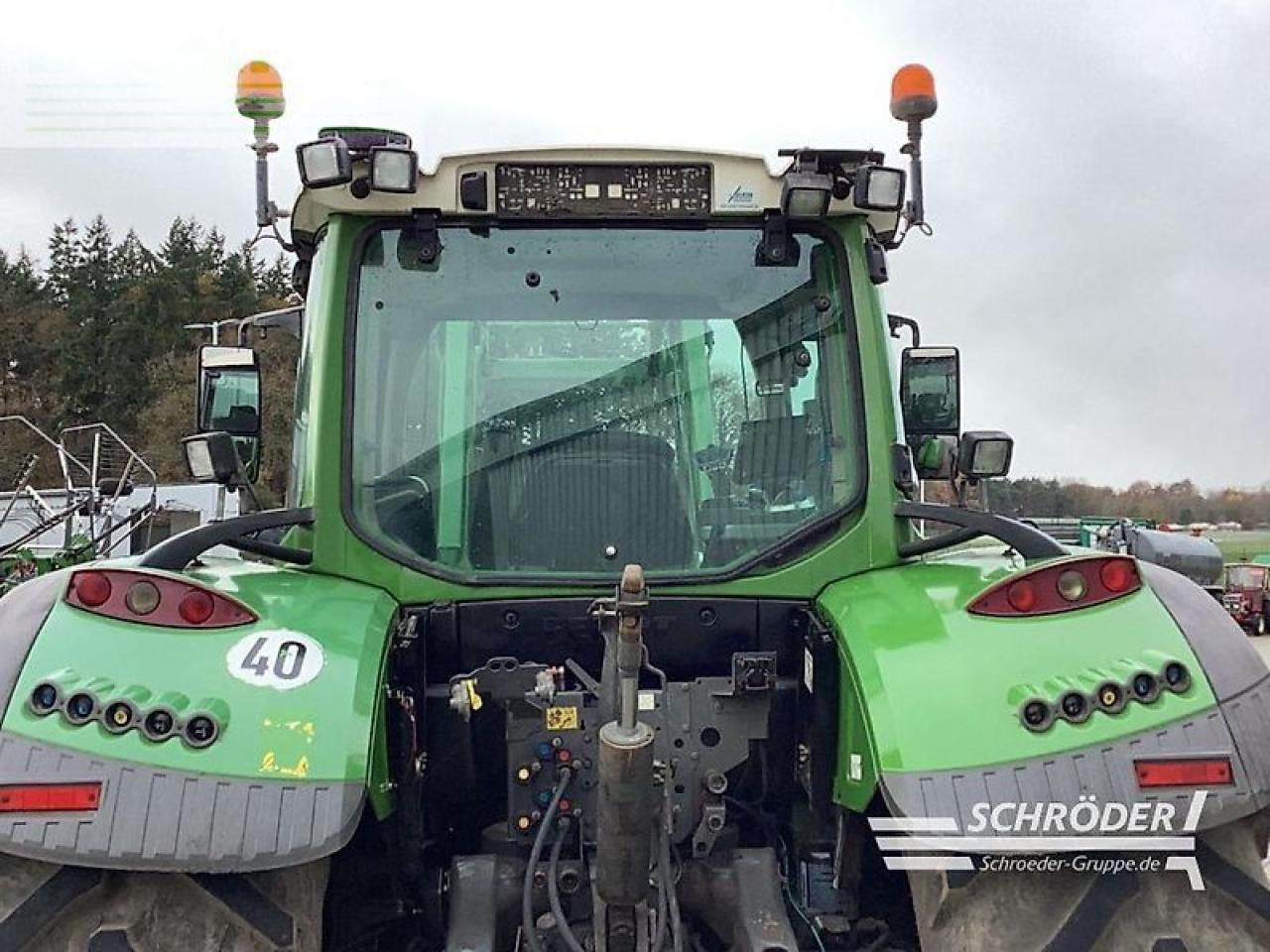 Tracteur agricole Fendt 724 vario s4 profi plus ProfiPlus: photos 8