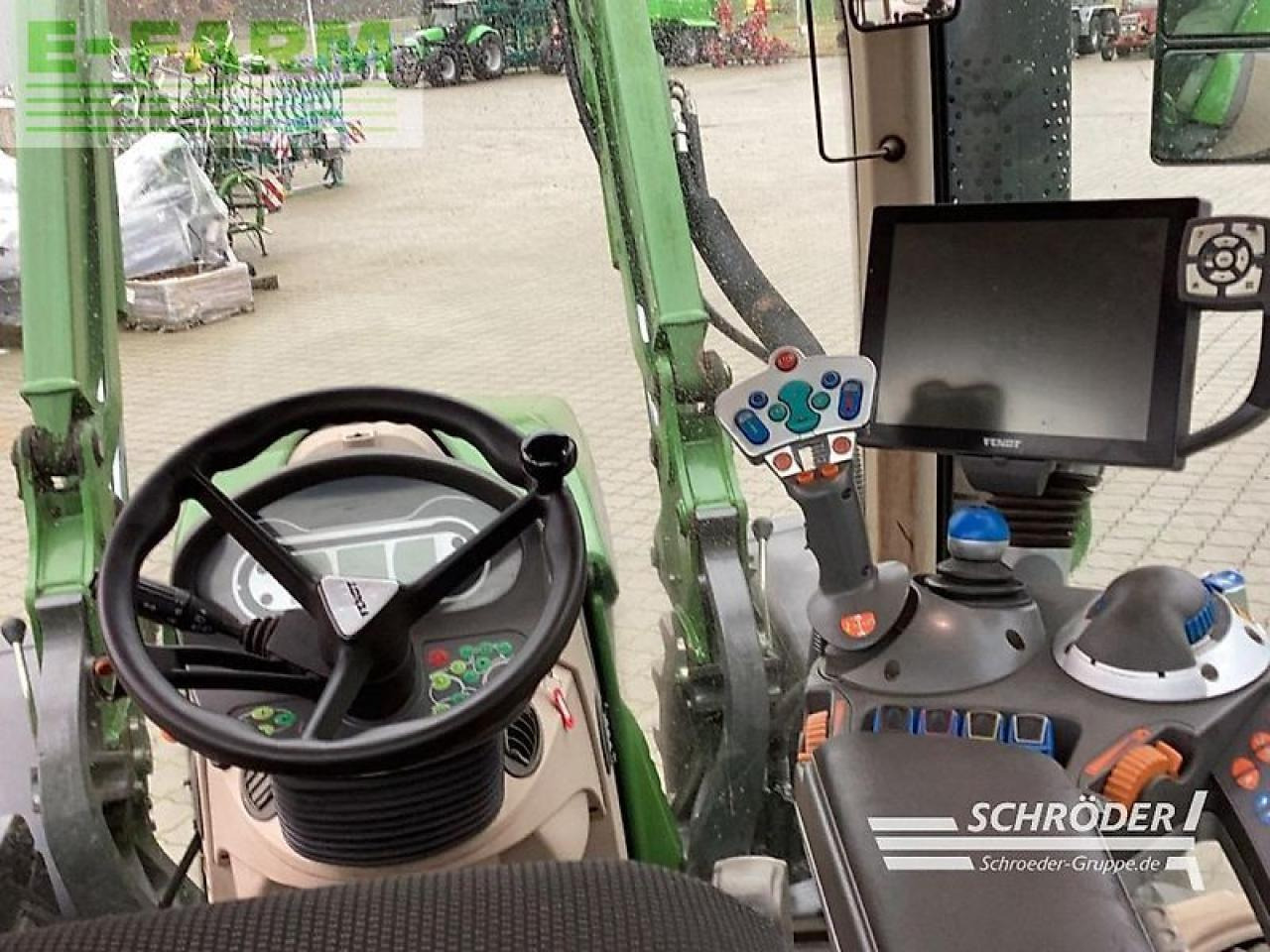 Tracteur agricole Fendt 724 vario s4 profi plus ProfiPlus: photos 13