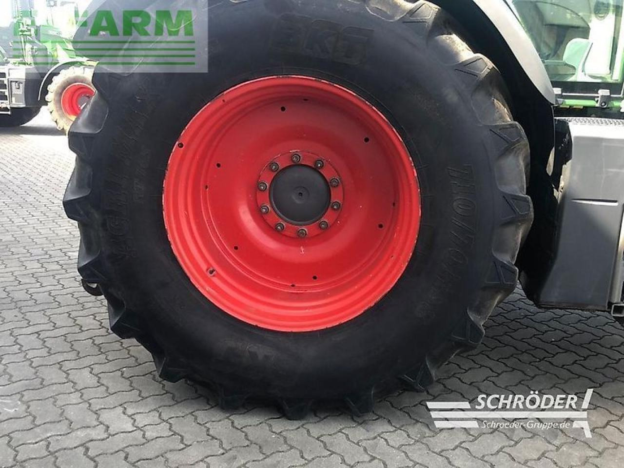 Tracteur agricole Fendt 724 vario s4 profi plus ProfiPlus: photos 9