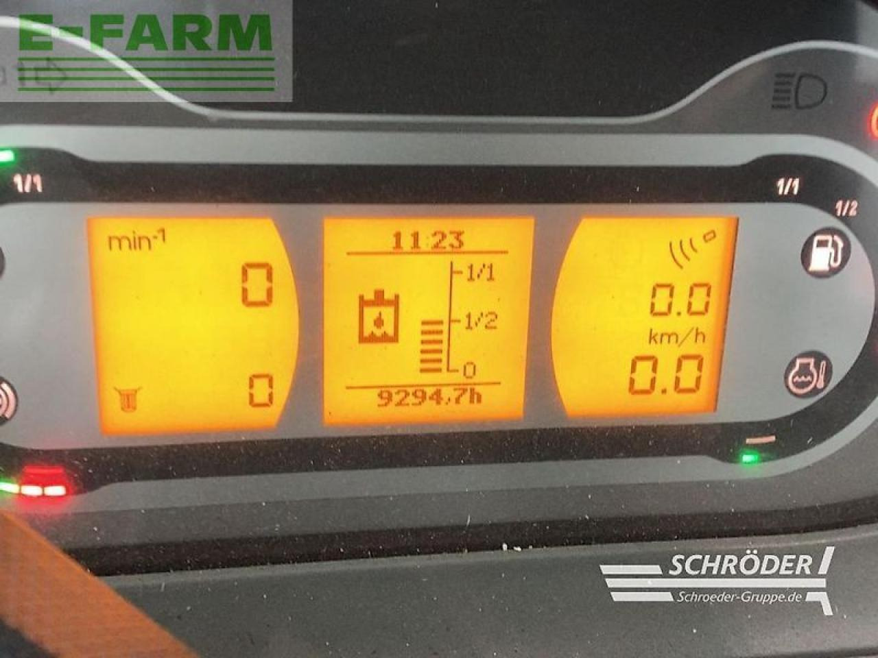 Tracteur agricole Fendt 724 vario s4 profi plus ProfiPlus: photos 17