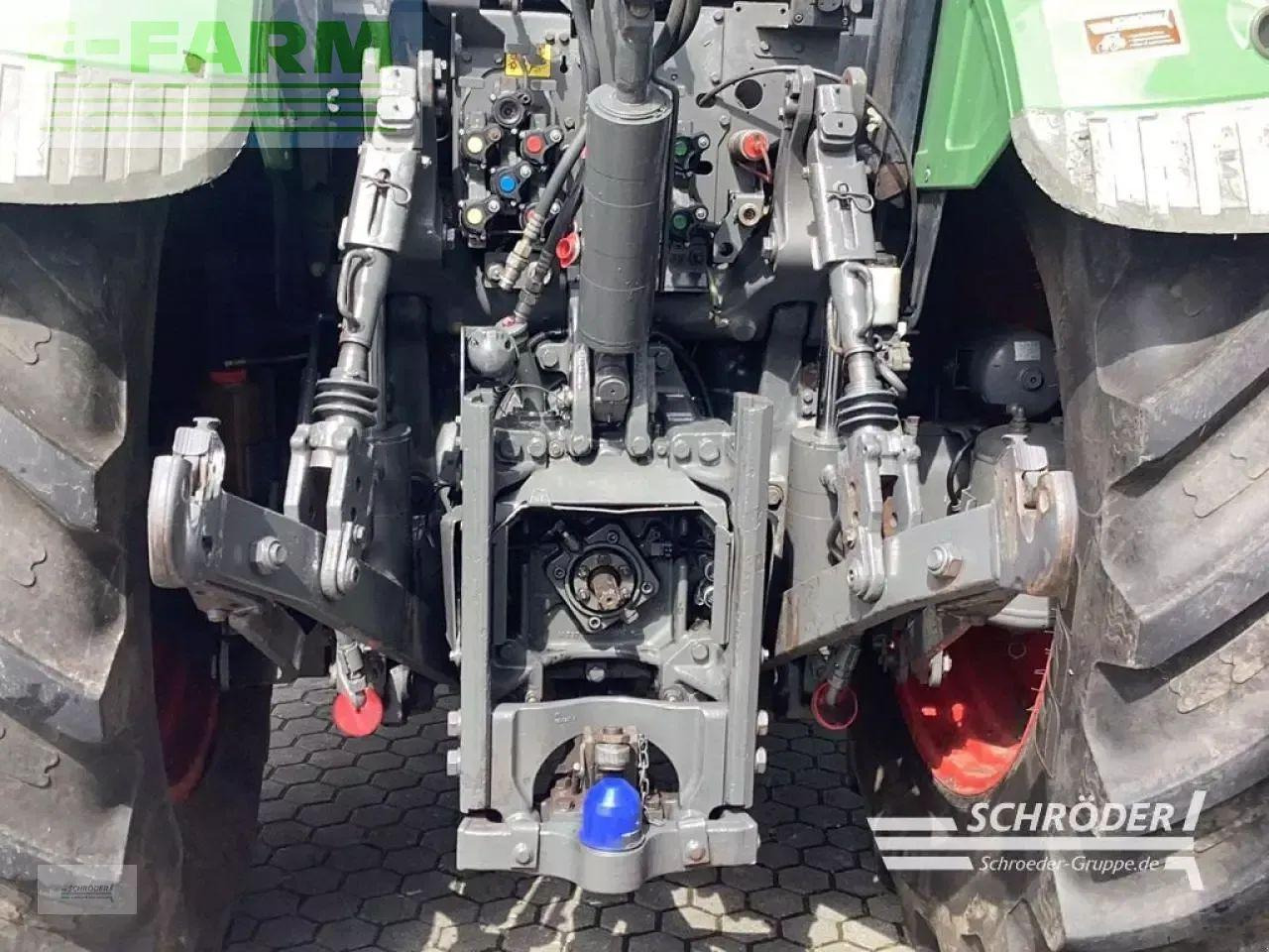 Fendt 724 vario scr profi plus ProfiPlus - Tracteur agricole: photos 3 Fendt 724 vario scr profi plus ProfiPlus - Tracteur agricole: photos 3