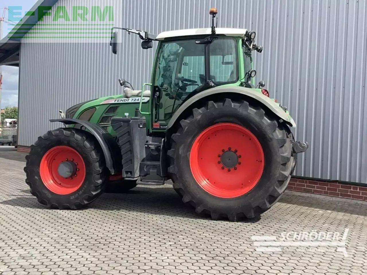 Fendt 724 vario scr profi plus ProfiPlus - Tracteur agricole: photos 1 Fendt 724 vario scr profi plus ProfiPlus - Tracteur agricole: photos 1