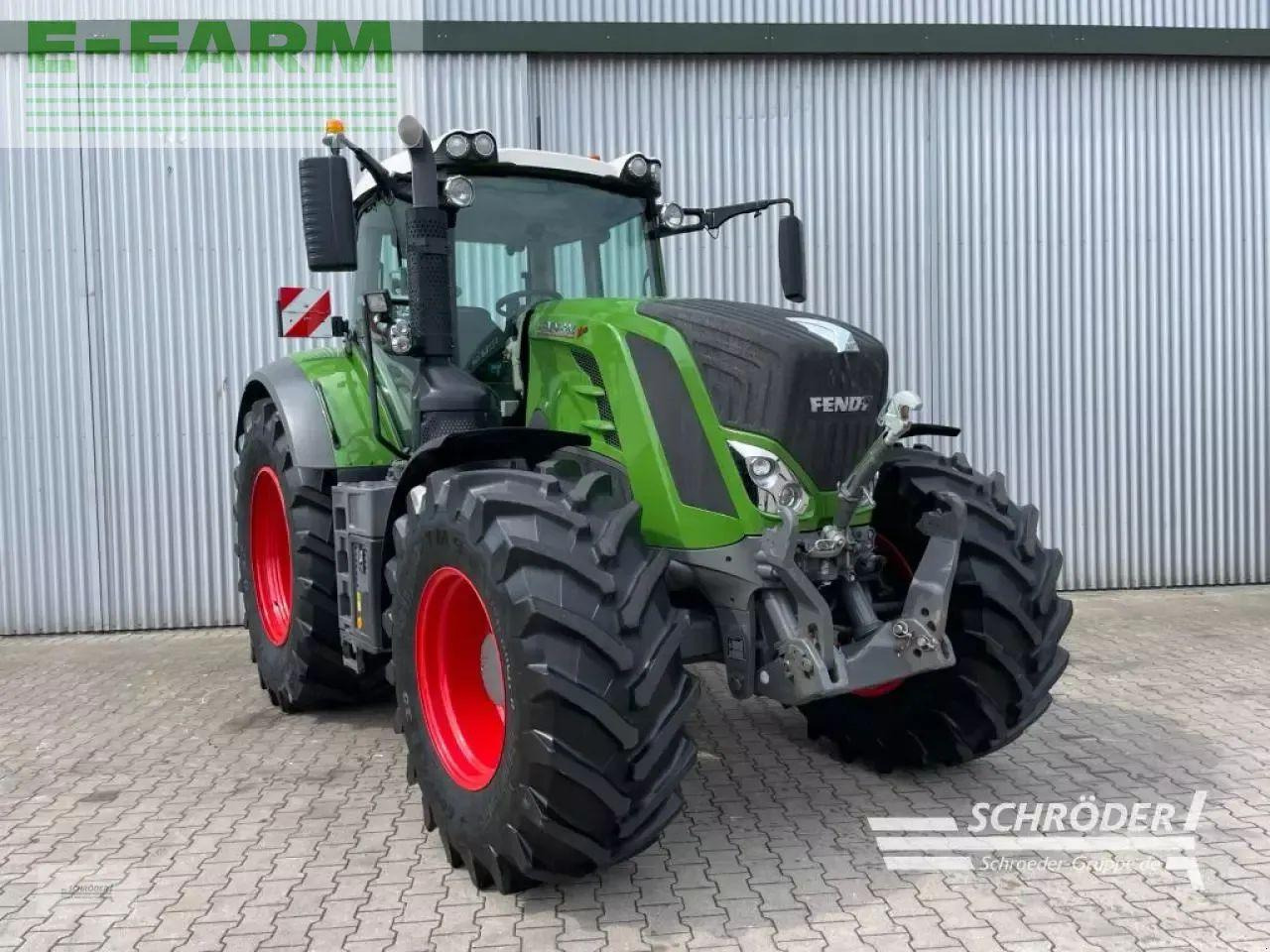 Fendt 824 vario s4 profi plus ProfiPlus - Tracteur agricole: photos 1 Fendt 824 vario s4 profi plus ProfiPlus - Tracteur agricole: photos 1