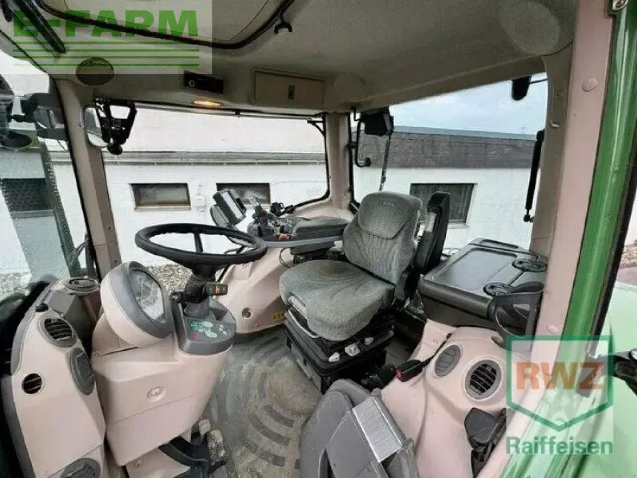 Fendt 826 scr profi - Tracteur agricole: photos 2 Fendt 826 scr profi - Tracteur agricole: photos 2