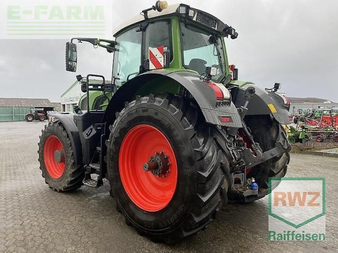 Fendt 826 vario s4 - Tracteur agricole: photos 5 Fendt 826 vario s4 - Tracteur agricole: photos 5