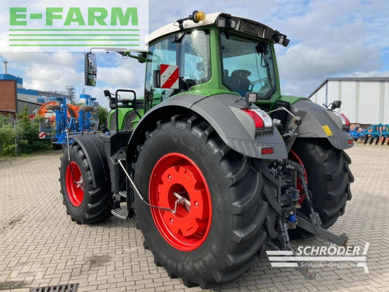 Fendt 828 s4 profi plus - Tracteur agricole: photos 3 Fendt 828 s4 profi plus - Tracteur agricole: photos 3