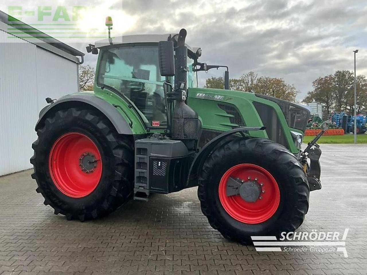 Fendt 828 s4 profi plus - Tracteur agricole: photos 5 Fendt 828 s4 profi plus - Tracteur agricole: photos 5