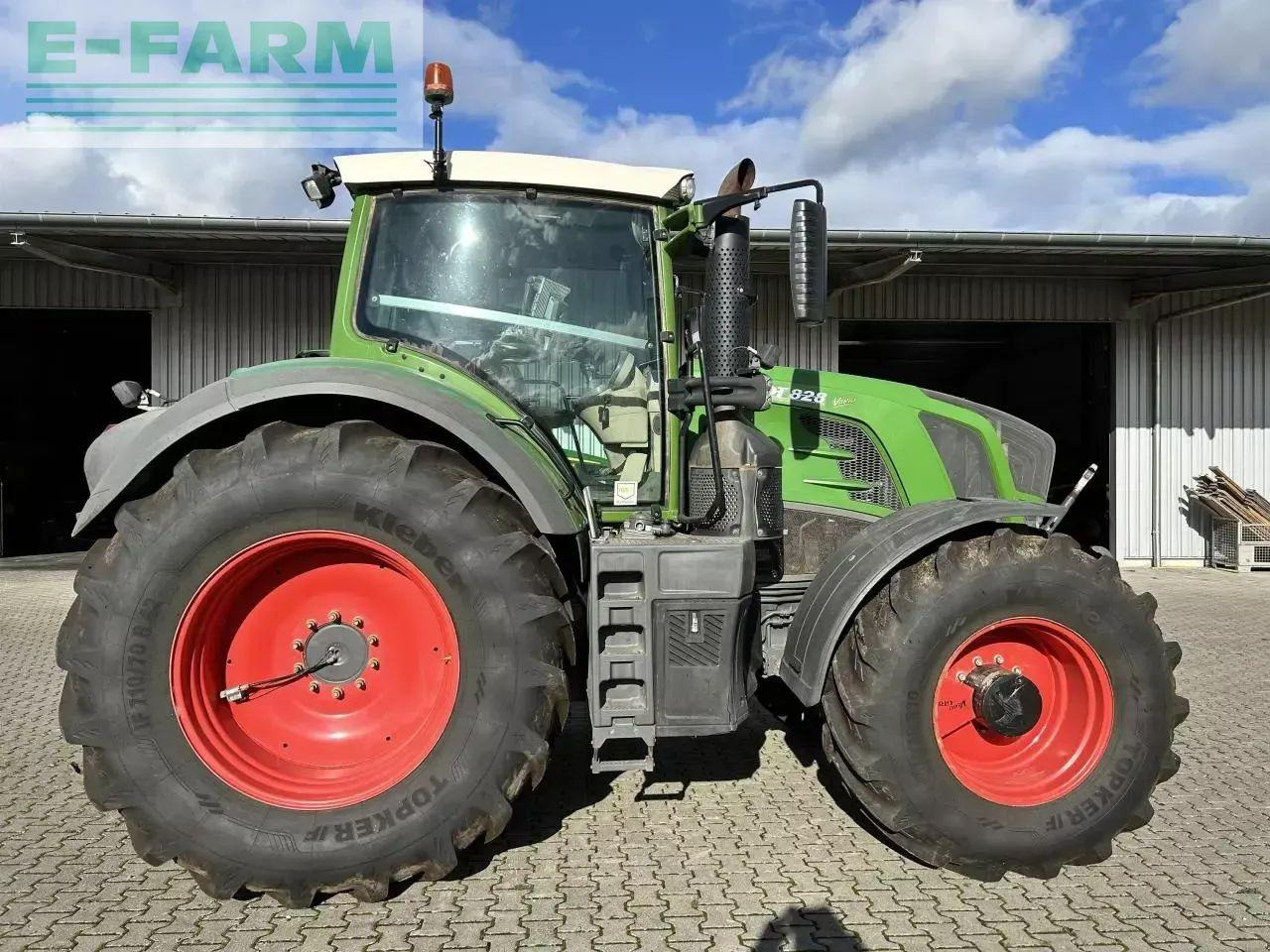 Fendt 828 vario / motor neu - Tracteur agricole: photos 5 Fendt 828 vario / motor neu - Tracteur agricole: photos 5
