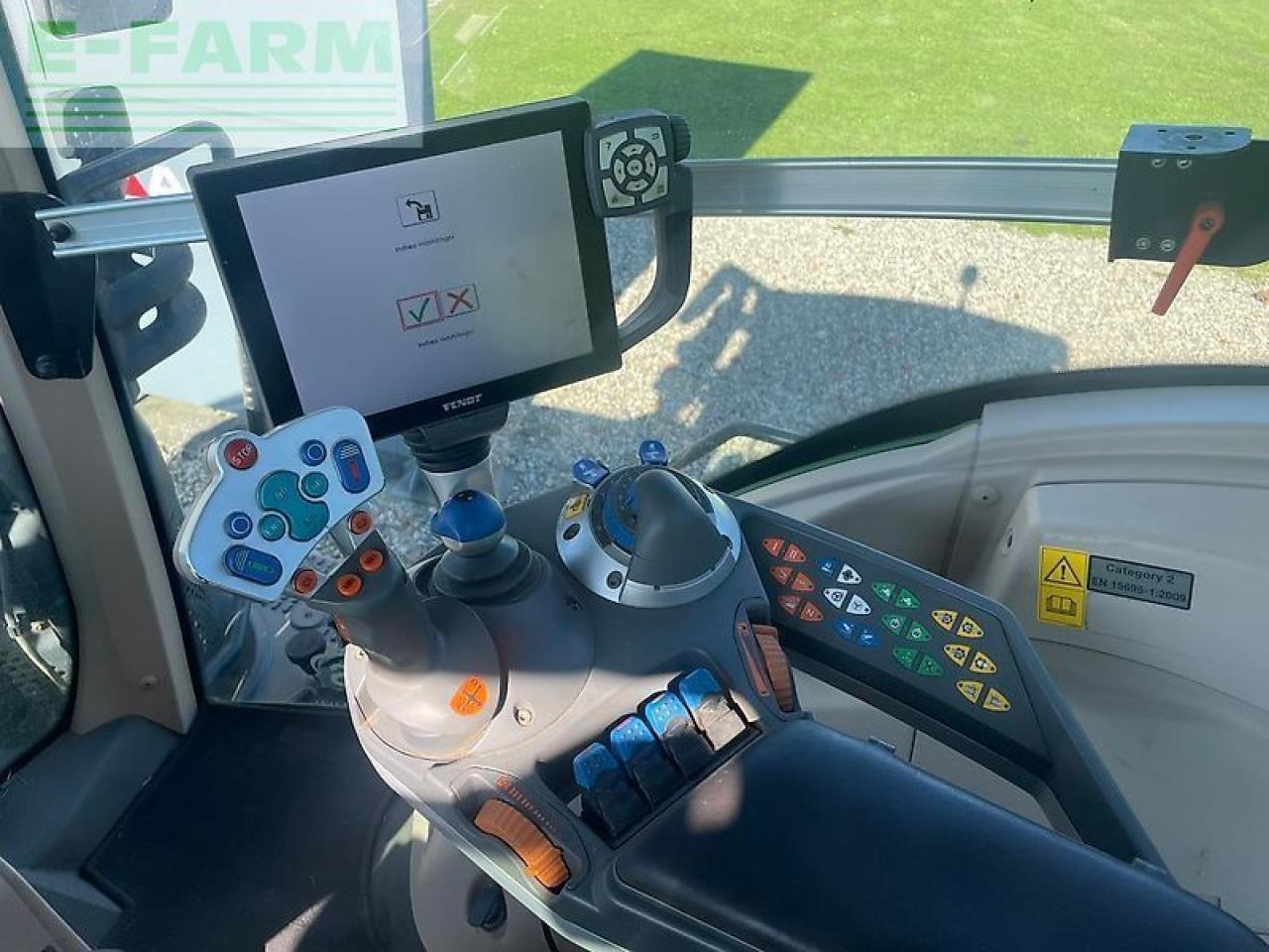 Tracteur agricole Fendt 828 vario s4: photos 6