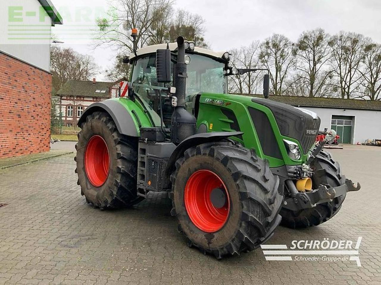Fendt 828 vario s4 profi plus ProfiPlus - Tracteur agricole: photos 3 Fendt 828 vario s4 profi plus ProfiPlus - Tracteur agricole: photos 3