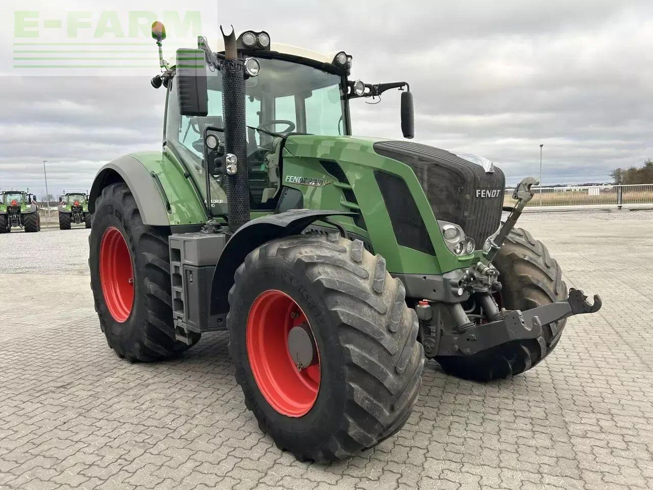 Fendt 828 vario scr - Tracteur agricole: photos 2 Fendt 828 vario scr - Tracteur agricole: photos 2