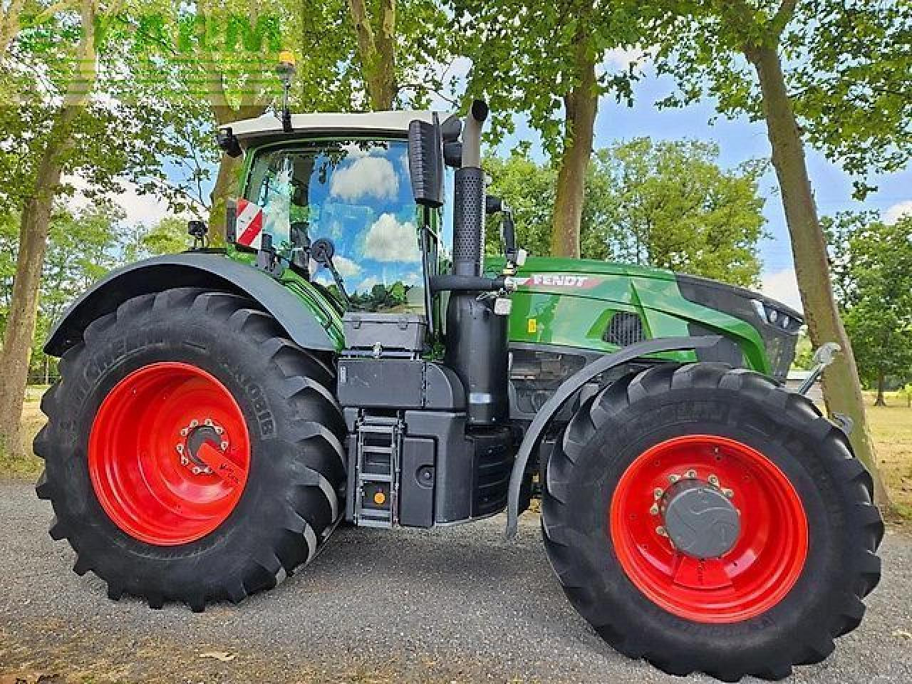 Fendt 933 gen6 profi plus 1900h ( 930 936 939 942 ) - Tracteur agricole: photos 5 Fendt 933 gen6 profi plus 1900h ( 930 936 939 942 ) - Tracteur agricole: photos 5