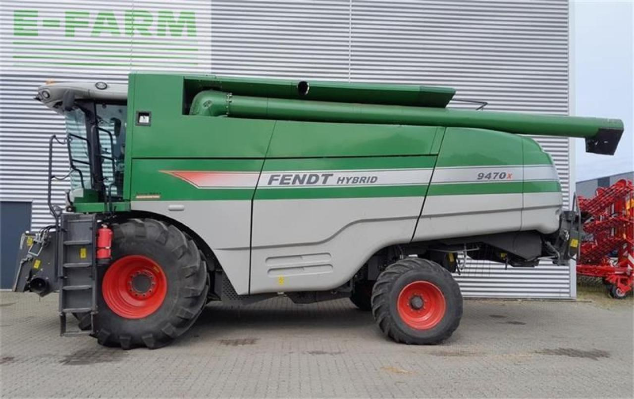 Fendt 9470x med 30 fods skærebord - Moissonneuse-batteuse: photos 4 Fendt 9470x med 30 fods skærebord - Moissonneuse-batteuse: photos 4
