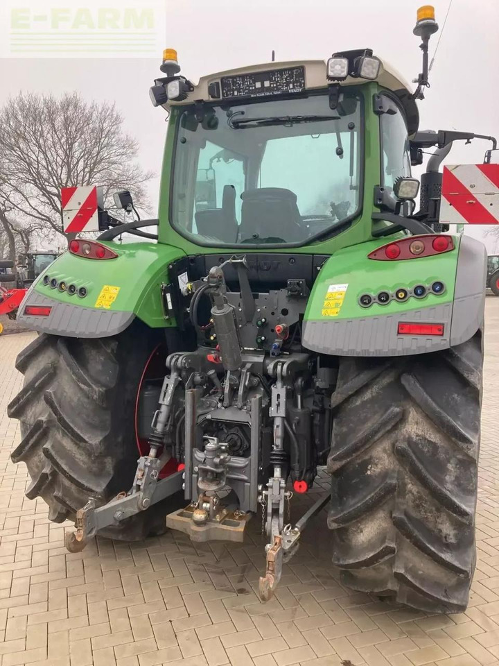 Fendt fendt 724 s4 profi+ - Tracteur agricole: photos 4 Fendt fendt 724 s4 profi+ - Tracteur agricole: photos 4