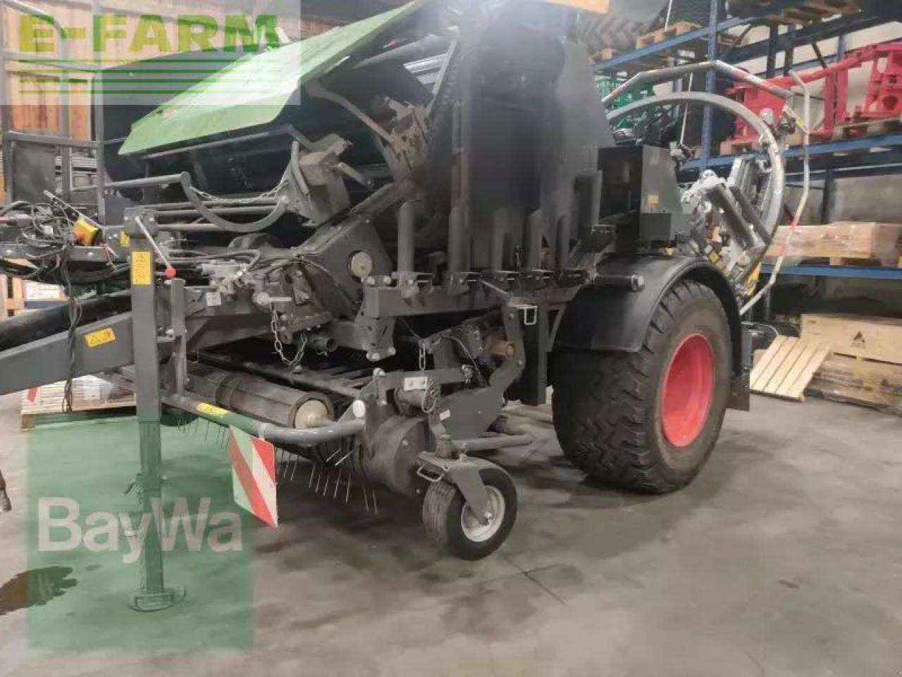 Fendt rotana 130 f combi isobus - Presse à balles cubiques: photos 4 Fendt rotana 130 f combi isobus - Presse à balles cubiques: photos 4